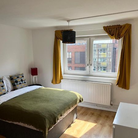 Morden 2 Bedroom Apartment Tower Bridge Londres Exterior foto